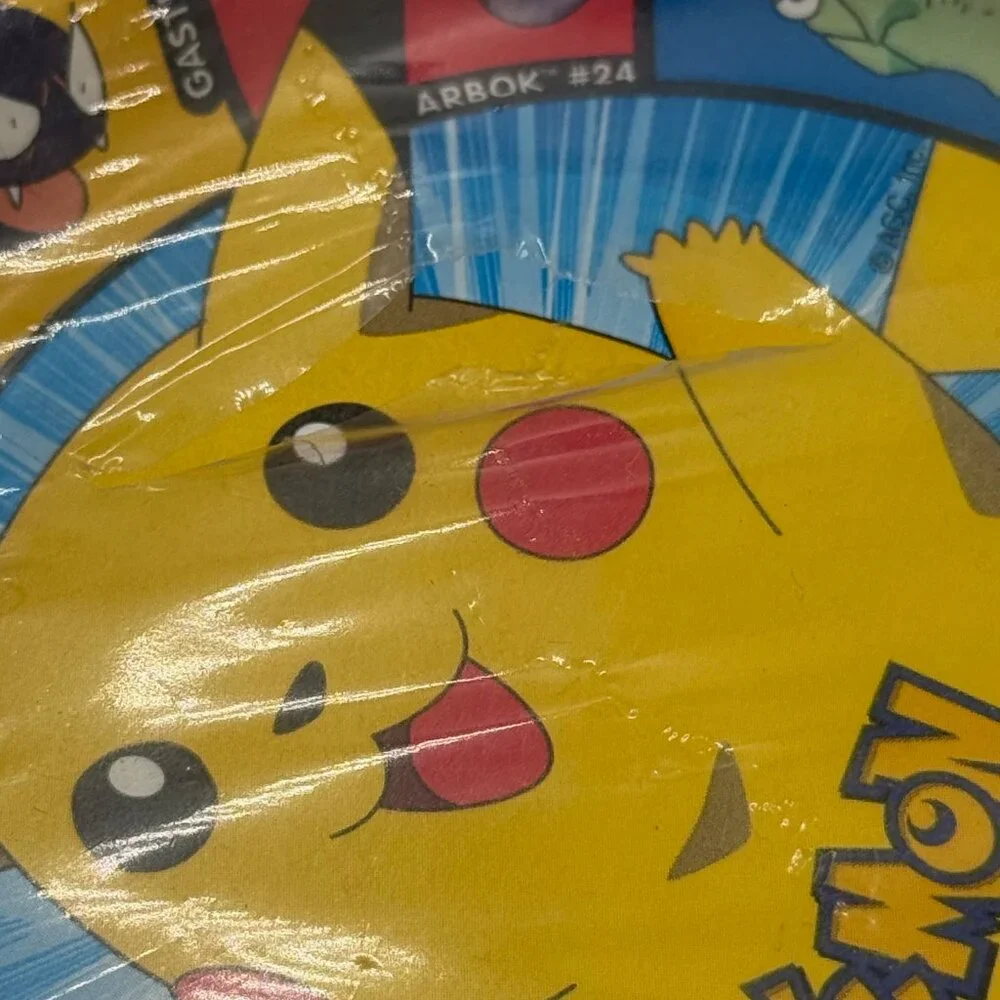 Pokemon Gotta Catch 'em all Dessert Plates (8 Plates) & Static Cling Sticker
